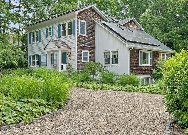 Property at 12 Bob White Dr, Water Mill, NY 11976, 5 beds, 4.5 baths