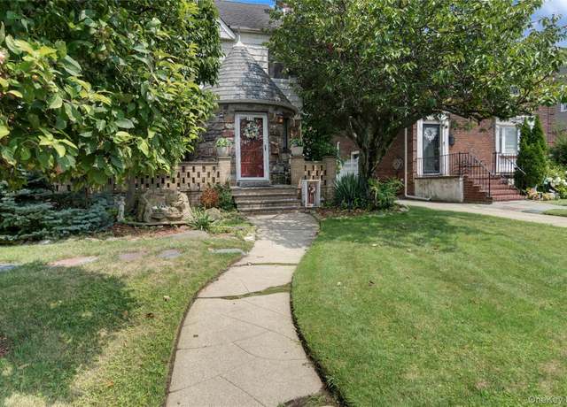 Property at 428 Beach 131st St, Belle Harbor, NY 11694, 3 beds, 4 baths