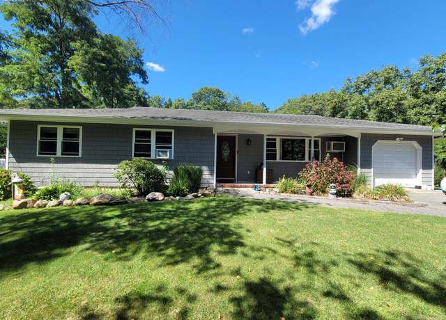 Property at 302 Bridgeport Ave, Medford, NY 11763, 3 beds, 2 baths