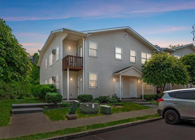 Property at 83 Pipetown Hl, Nanuet, NY 10954, 2 beds, 2 baths