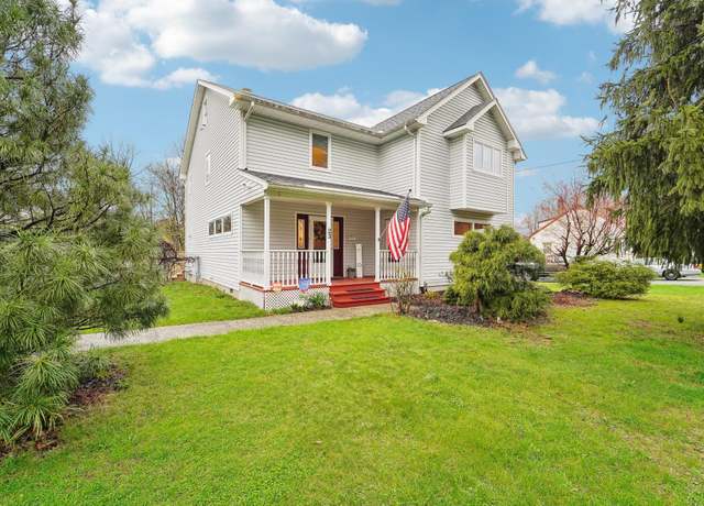 Property at 23 Blauvelt Rd, Nanuet, NY 10954, 4 beds, 3 baths