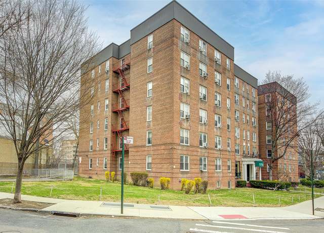 Property at 142-35 84th Dr Unit 6H, Briarwood, NY 11435, 1 bed, 1 bath