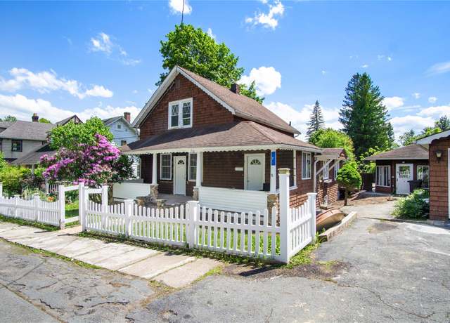 Property at 7 Lake St, Monticello, NY 12701, 4 beds, 3.5 baths
