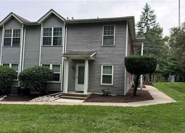 Property at 25 Jimal Dr, Middletown, NY 10940, 2 beds, 1 bath