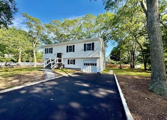 Property at 30 7th St, Holbrook, NY 11741, 5 beds, 2 baths