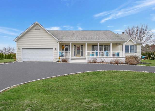 Property at 139 May Dr, Calverton, NY 11933, 3 beds, 3 baths