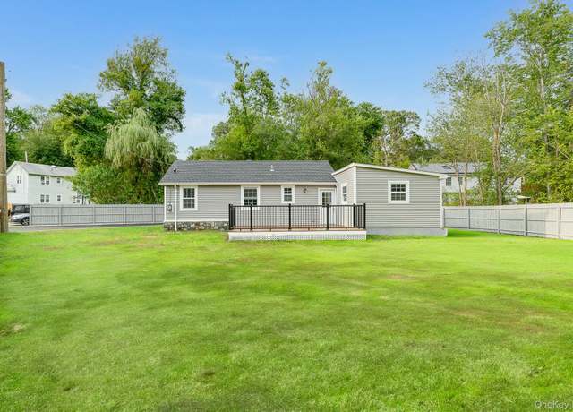Property at 3167 Lincoln Dr, Mohegan Lake, NY 10547, 3 beds, 2 baths