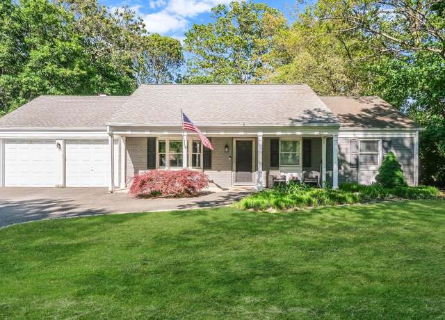 Property at 11 Haverford Ln, Coram, NY 11727, 3 beds, 2 baths