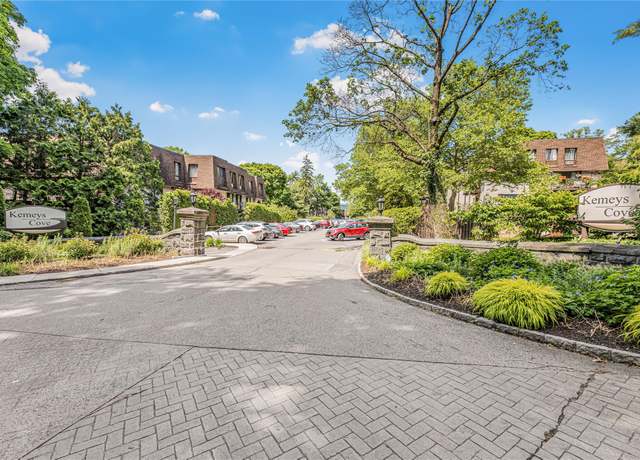 Property at 608 Kemeys Cv Unit 6-08, Briarcliff Manor, NY 10562, 2 beds, 2.5 baths