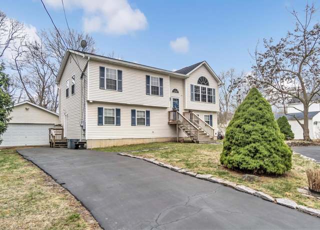 Property at 76 Edgewater Dr, Mastic Beach, NY 11951, 3 beds, 2 baths