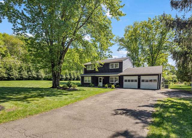 Property at 1 Cottage Ln, Suffern, NY 10901, 4 beds, 2.5 baths