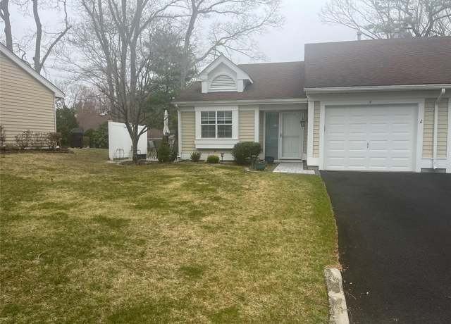 Property at 8 Flanders Ct, Ridge, NY 11961, 2 beds, 2 baths