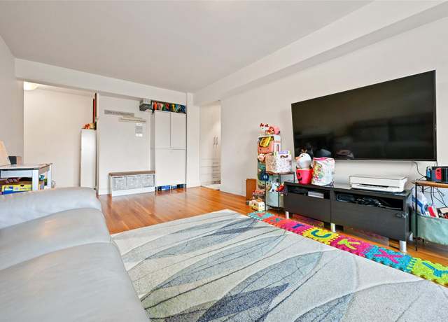 Property at 86-04 Grand Ave Unit 4D, Elmhurst, NY 11373, 2 beds, 1 bath