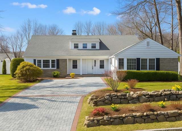 Property at 60 Wilmot Rd, New Rochelle, NY 10804, 4 beds, 3.5 baths