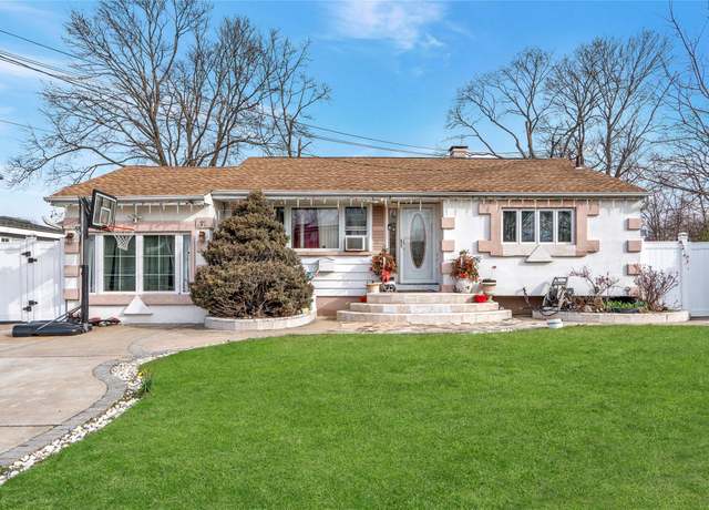 Property at 11 Hewes St, Brentwood, NY 11717, 4 beds, 2 baths