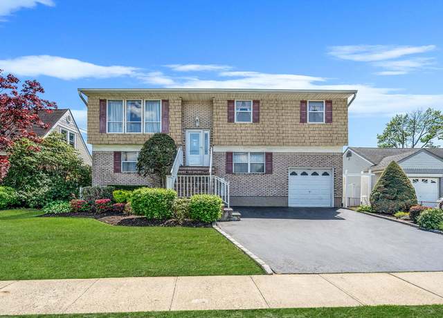 Property at 41 Lafayette Ave, Bethpage, NY 11714, 4 beds, 3 baths