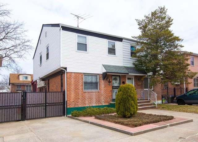 Property at 15425 58th Rd, Flushing, NY 11355, 3 beds, 2.5 baths
