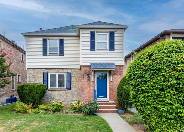 Property at 7342 180th St, Fresh Meadows, NY 11366, 3 beds, 2 baths