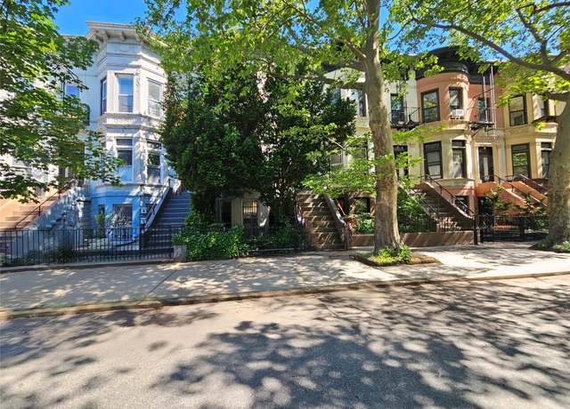 Property at 33 Hawthorne St, Brooklyn, NY 11225