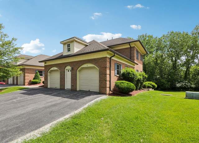 Property at 91 Brookview Ln #91, Newburgh, NY 12550, 2 beds, 2 baths