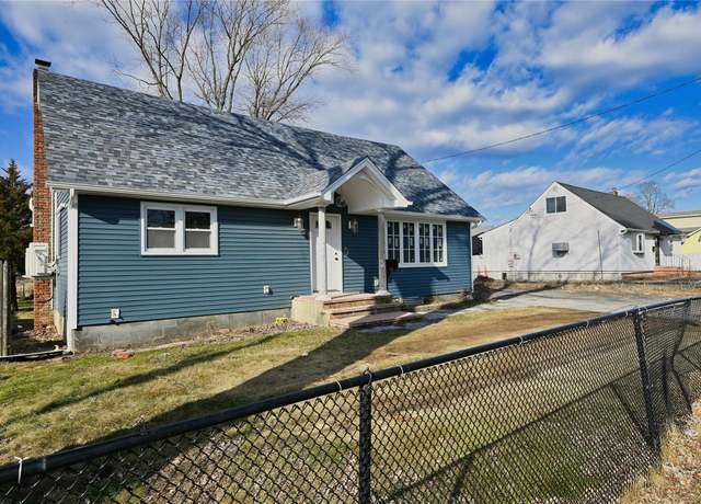 Property at 12 William St, Central Islip, NY 11722, 5 beds, 3 baths