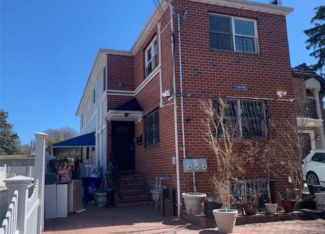 Property at 87-33 Commonwealth Blvd, Bellerose, NY 11426, 6 beds, 4 baths