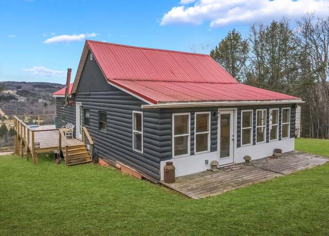 Property at 165 Boband Rd, Jeffersonville, NY 12748, 2 beds, 1 bath