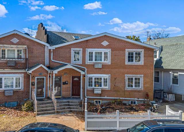 Property at 9226 Winchester Blvd, Queens Village, NY 11428, 6 beds, 4 baths