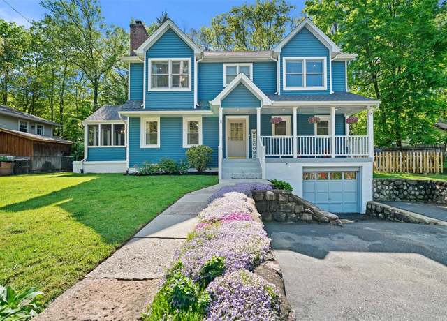 Property at 11 Waldron Ter, Sloatsburg, NY 10974, 5 beds, 2 baths