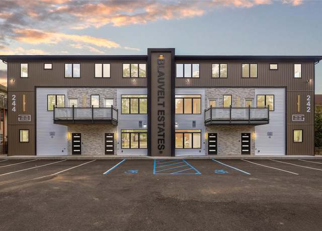 Property at 242 Blauvelt Rd #216, Monsey, NY 10952, 5 beds, 2.5 baths