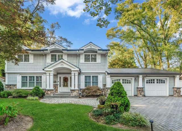 Property at 4 Leroy St, Dix Hills, NY 11746, 5 beds, 3.5 baths