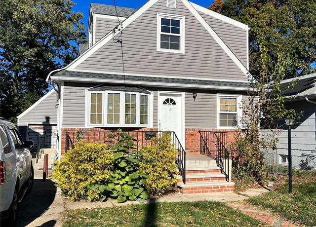 Property at 11 Jefferson Ave, Valley Stream, NY 11580, 3 beds, 3.5 baths