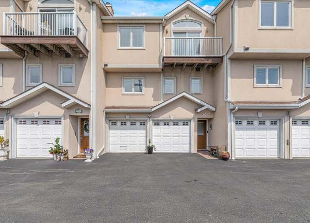 Property at 787 W Park Ave W #787, Long Beach, NY 11561, 3 beds, 2.5 baths