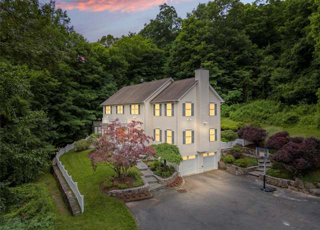Property at 306 Mountain Rd, Pleasantville, NY 10570, 4 beds, 2.5 baths