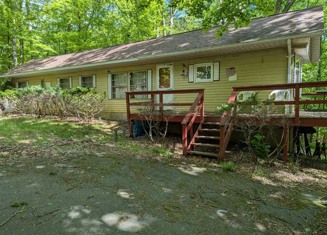 Property at 470 Peenpack Trl, Huguenot, NY 12746, 2 beds, 1 bath