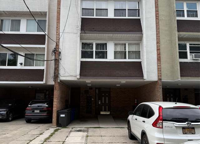 Property at 11949 6th Ave, College Point, NY 11356, 7 beds, 3 baths