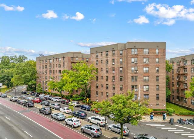 Property at 83-55 Woodhaven Blvd Unit 6L, Woodhaven, NY 11421, 1 bed, 1 bath