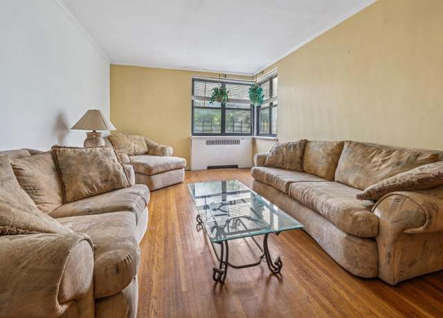 Property at 306 E Mosholu Pkwy S Unit 3D, Bronx, NY 10458, 2 beds, 2 baths