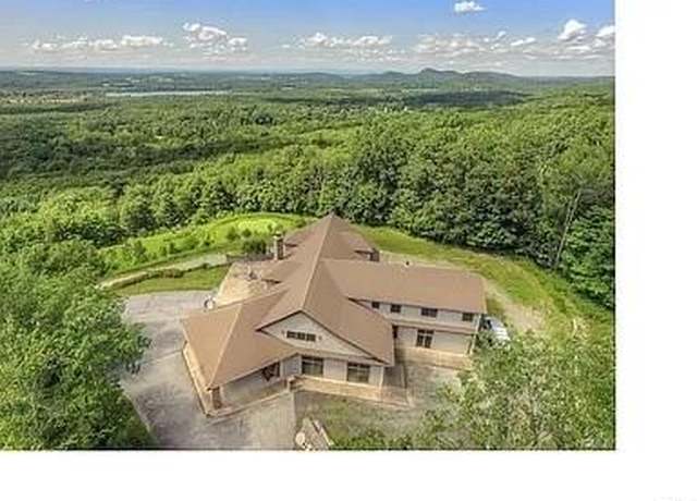 Property at 58 Strang Ln, Warwick, NY 10990, 4 beds, 6.5 baths