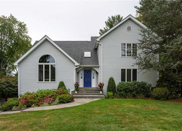 Property at 612 N Lake Blvd, Mahopac, NY 10541, 3 beds, 3.5 baths