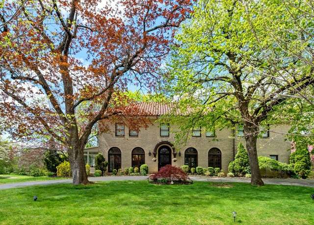 Property at 12 Longvue Ave, New Rochelle, NY 10804, 4 beds, 3.5 baths