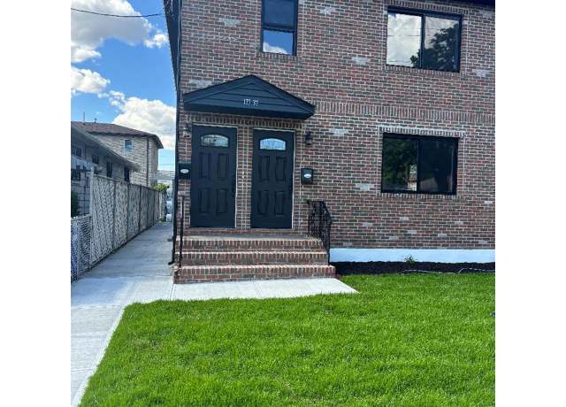 Property at 177-37 115th Ave, Saint Albans, NY 11434, 6 beds, 5 baths