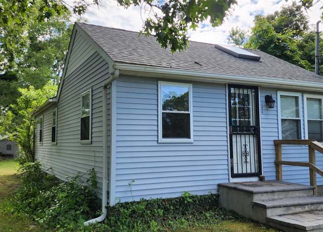 Property at 344 Elm Rd W, Mastic Beach, NY 11951, 4 beds, 1 bath