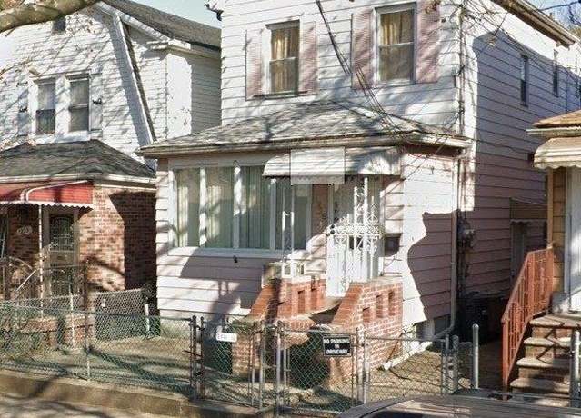 Property at 1225 E 88th St, Brooklyn, NY 11236, 3 beds, 2.5 baths