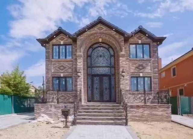 Property at 24-11 157th St, Whitestone, NY 11357, 4 beds, 4 baths