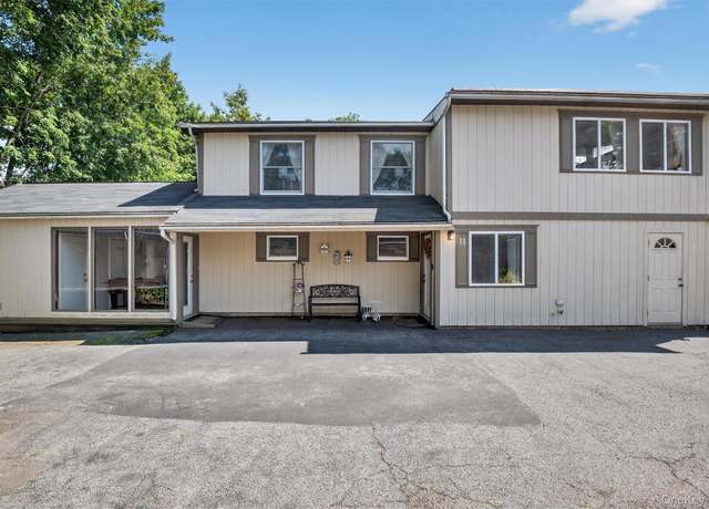 Property at 11 Beverly Ln, Peekskill, NY 10566, 4 beds, 1.5 baths