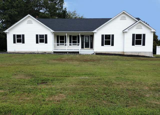 Property at 112 Fairway Dr, Wading River, NY 11792, 3 beds, 2 baths