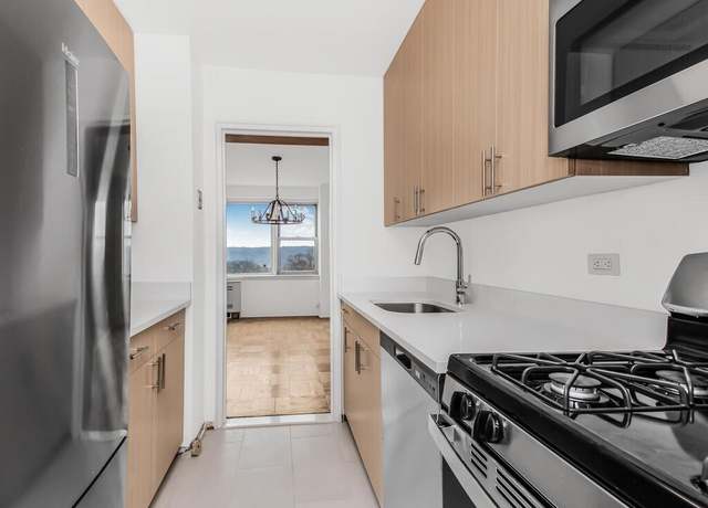 Property at 4555 Henry Hudson Pkwy #901, Bronx, NY 10471, 2 beds, 1.5 baths