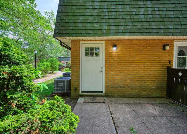 Property at 476 Daryl Dr, Medford, NY 11763, 1 bed, 1 bath