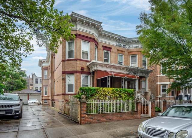 Property at 515 E 26th St, Brooklyn, NY 11210, 7 beds, 4 baths